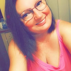 Meet your Posher, Rebecca